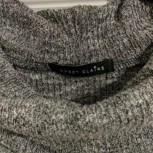 Grey cow neck tank top